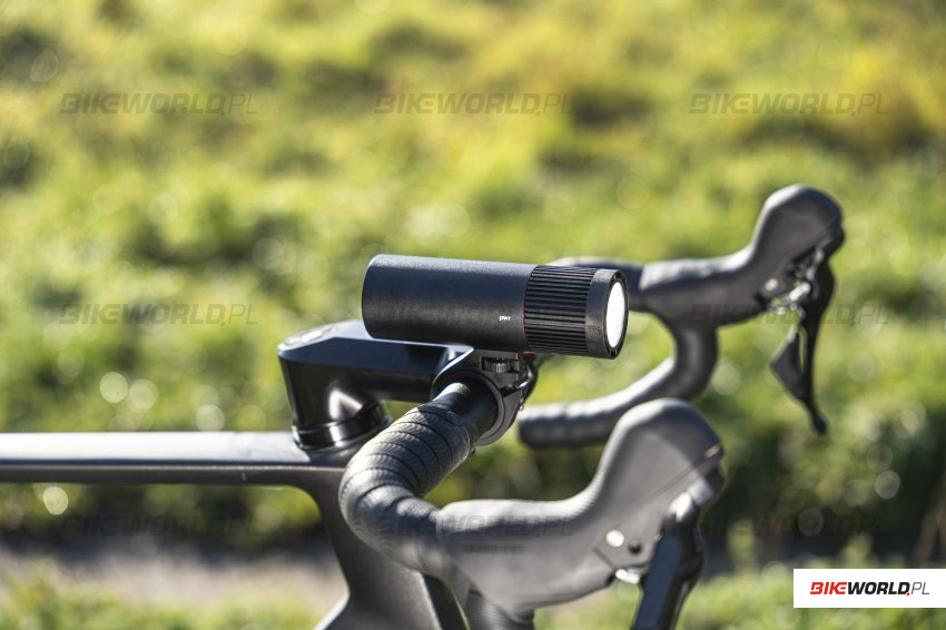 Zdjęcie do artykułu: Jaka lampka rowerowa? Sprawdź, jak wybrać dobre oświetlenie rowerowe!